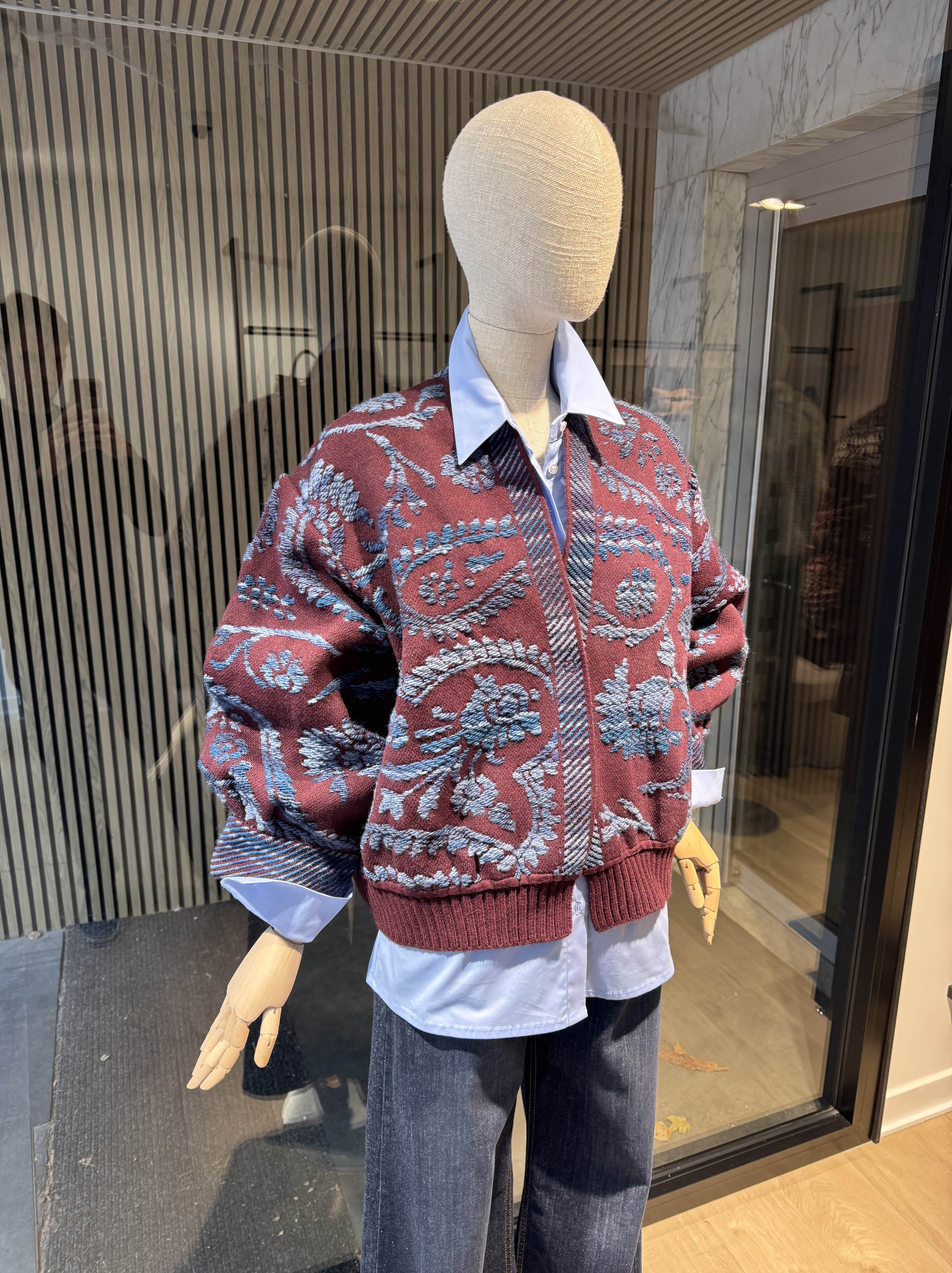 Relaxed fit burgundy printed cardigan