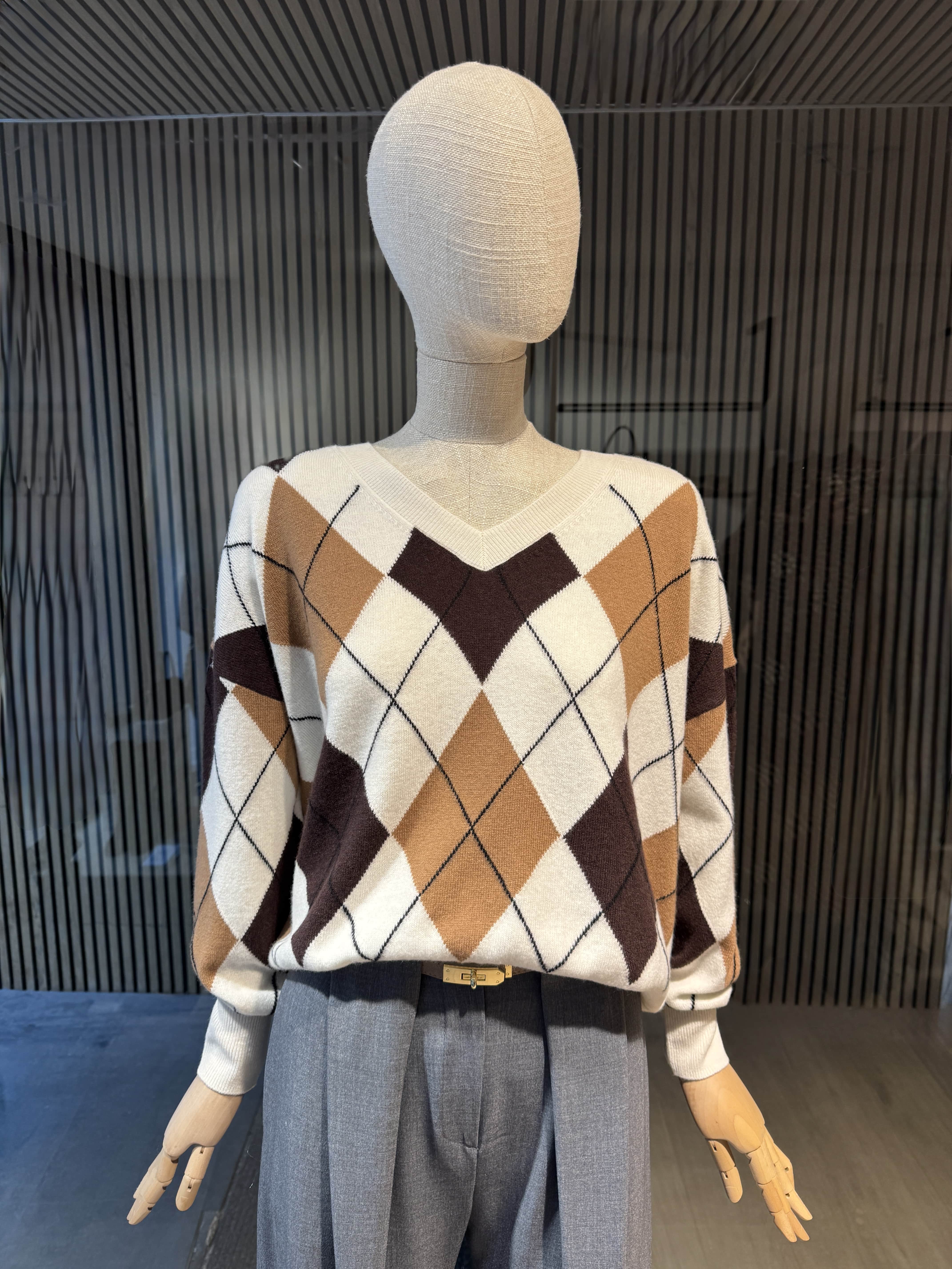 Relaxed fit wool cream/brown/camel sweater v-neck