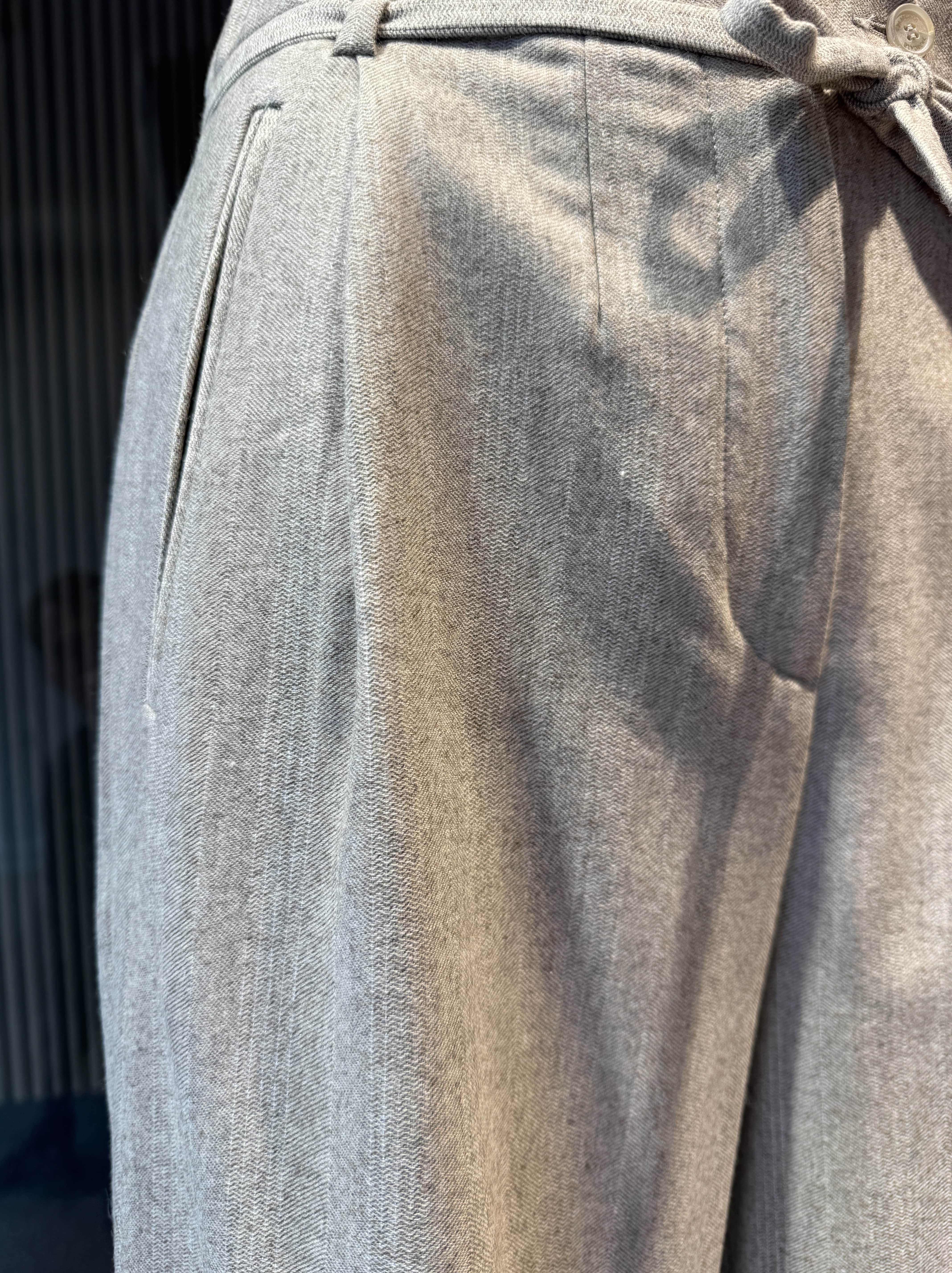 Relaxed fit trousers