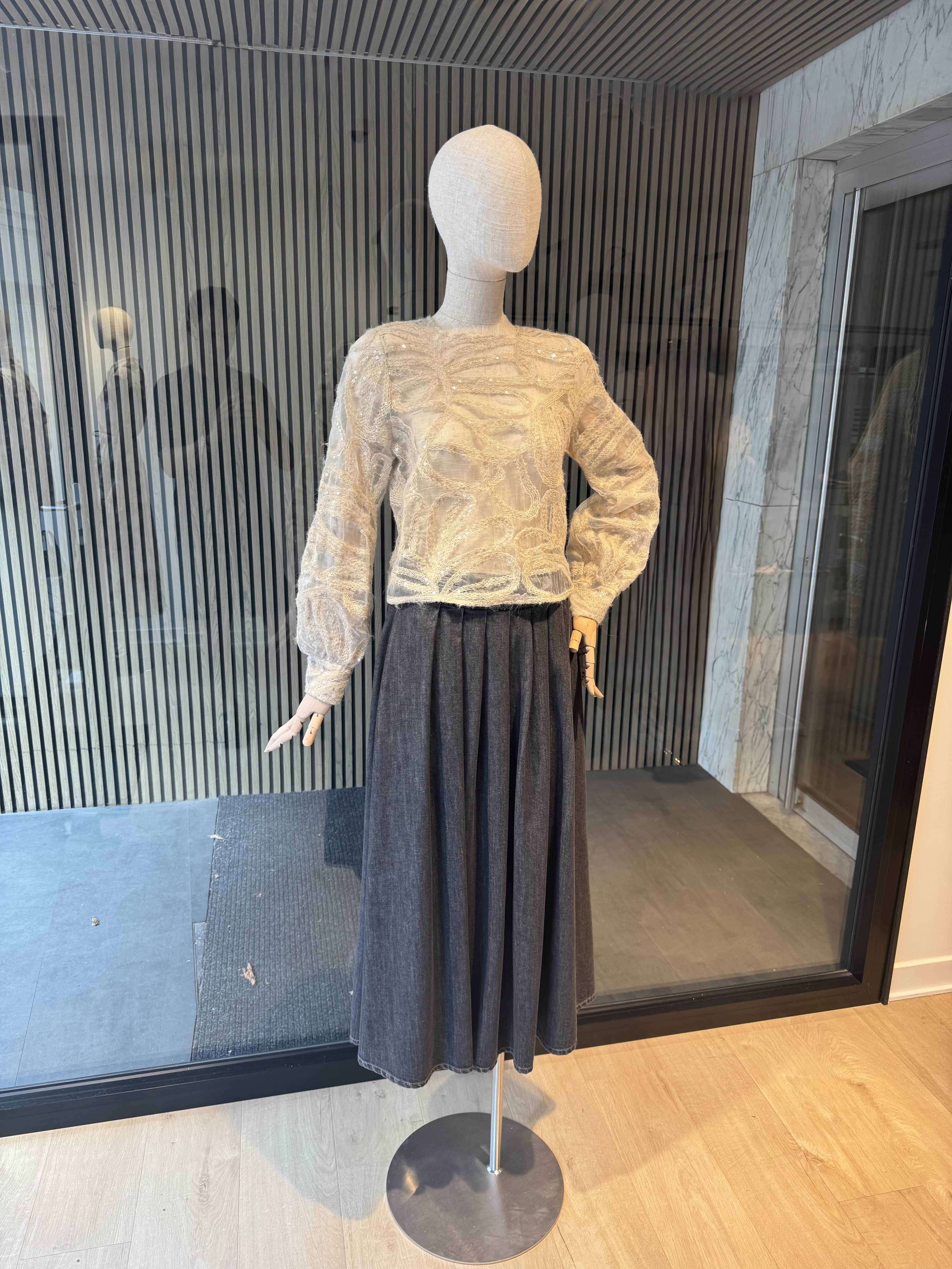 Relaxed fit long denim skirt