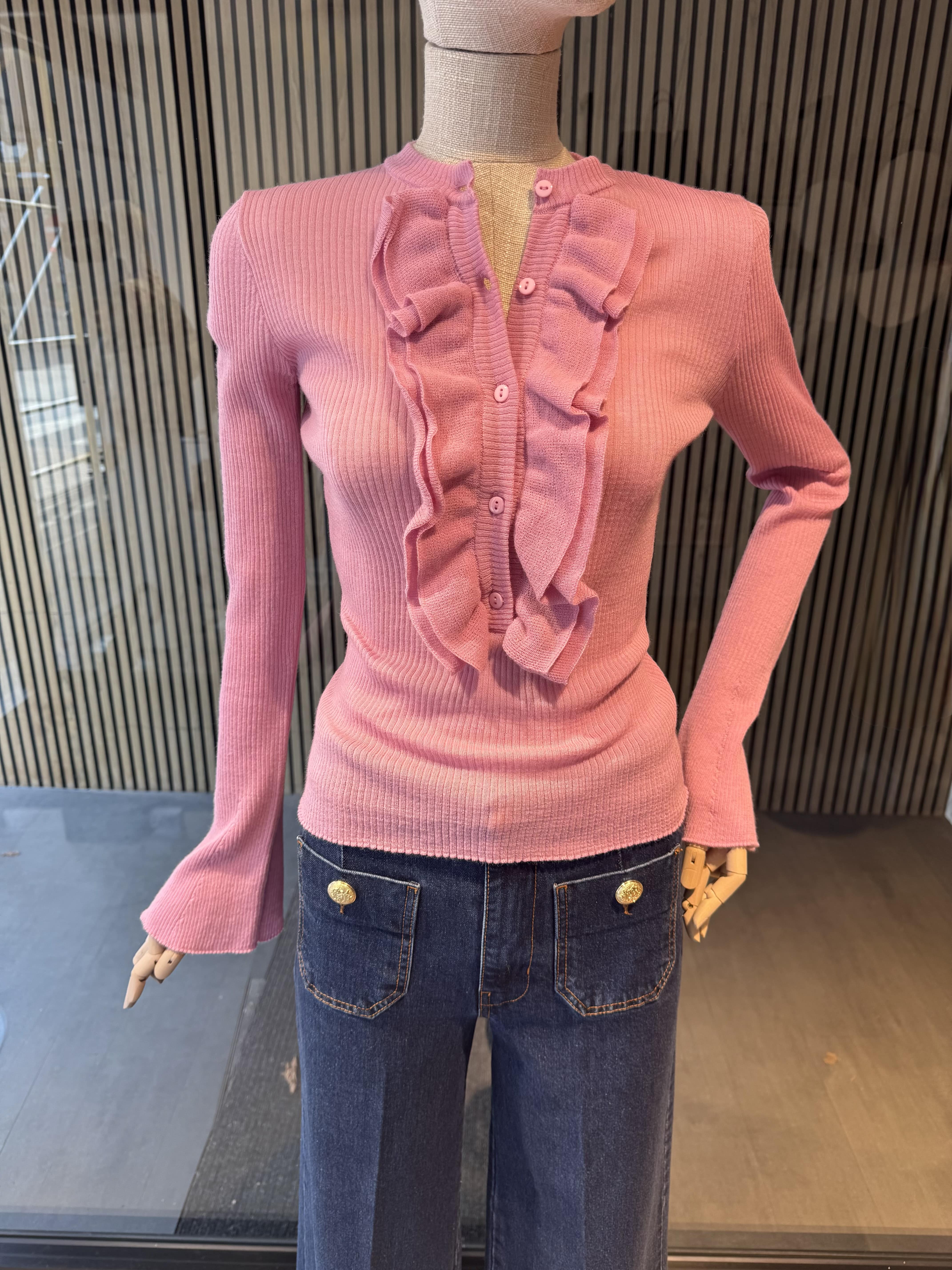 Ruffle ribbed knit top