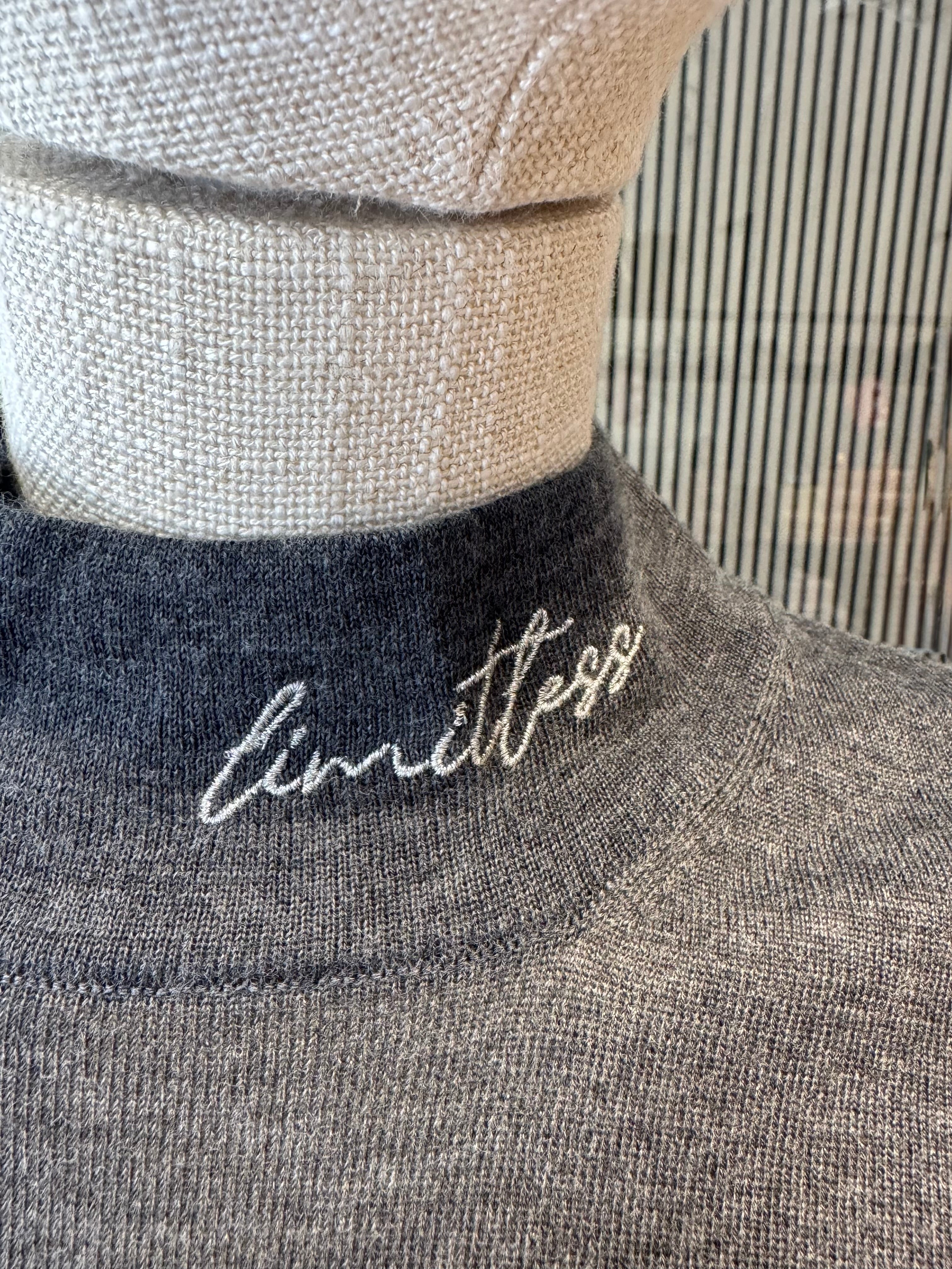 Short sleeves knit top