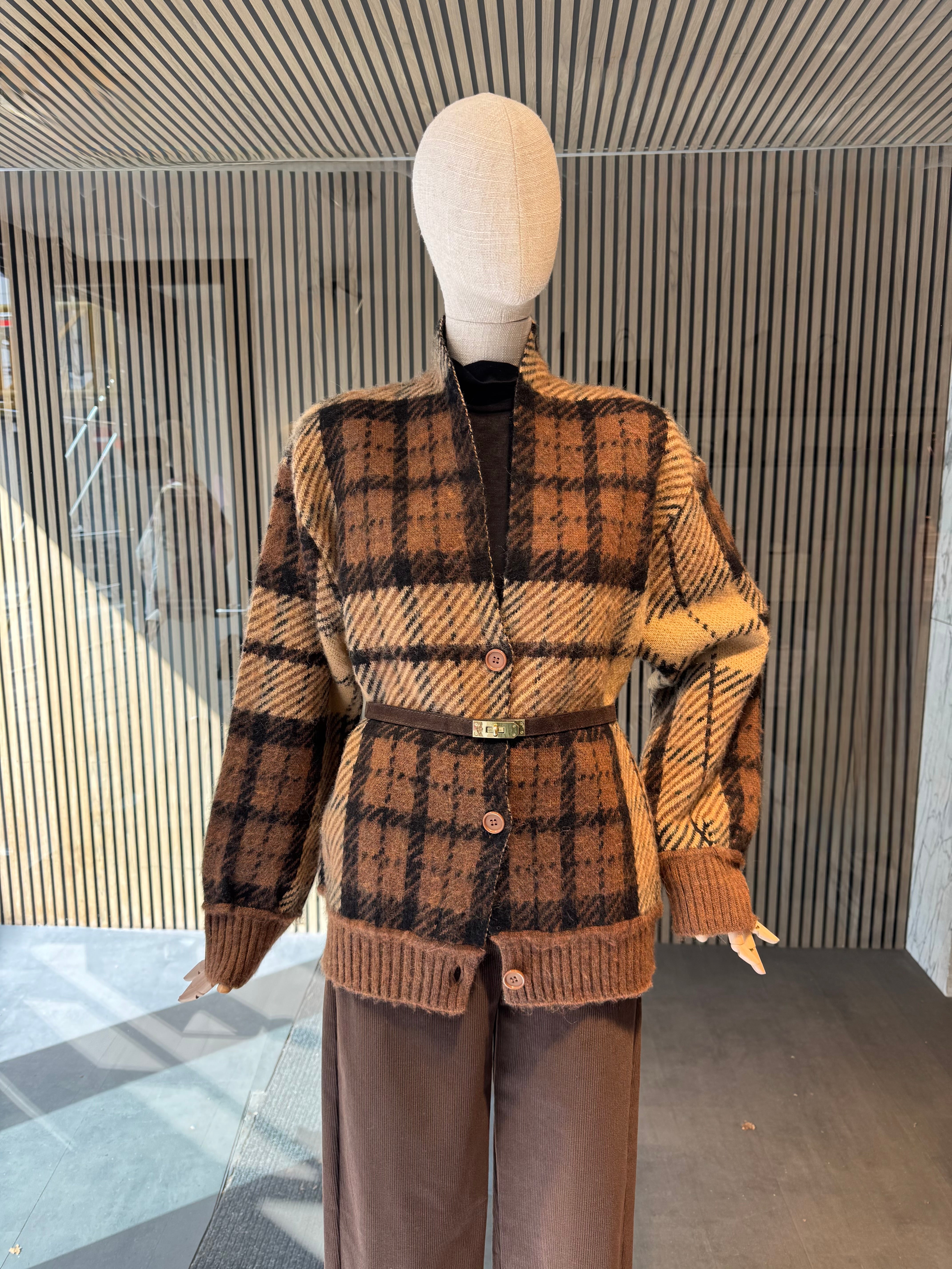 Relaxed check cardigan with buttons