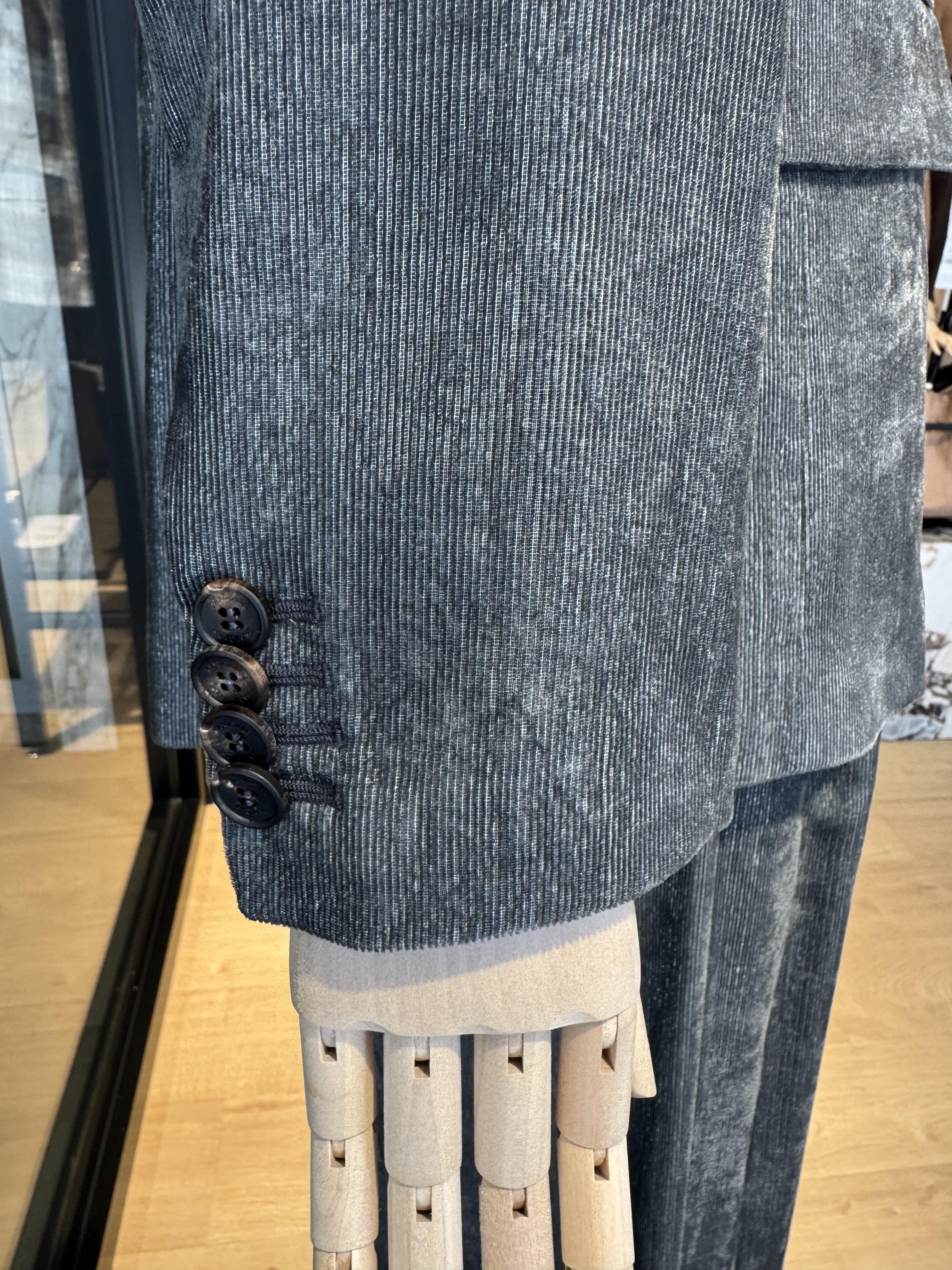 Relaxed fit corduroy jacket with silver lines