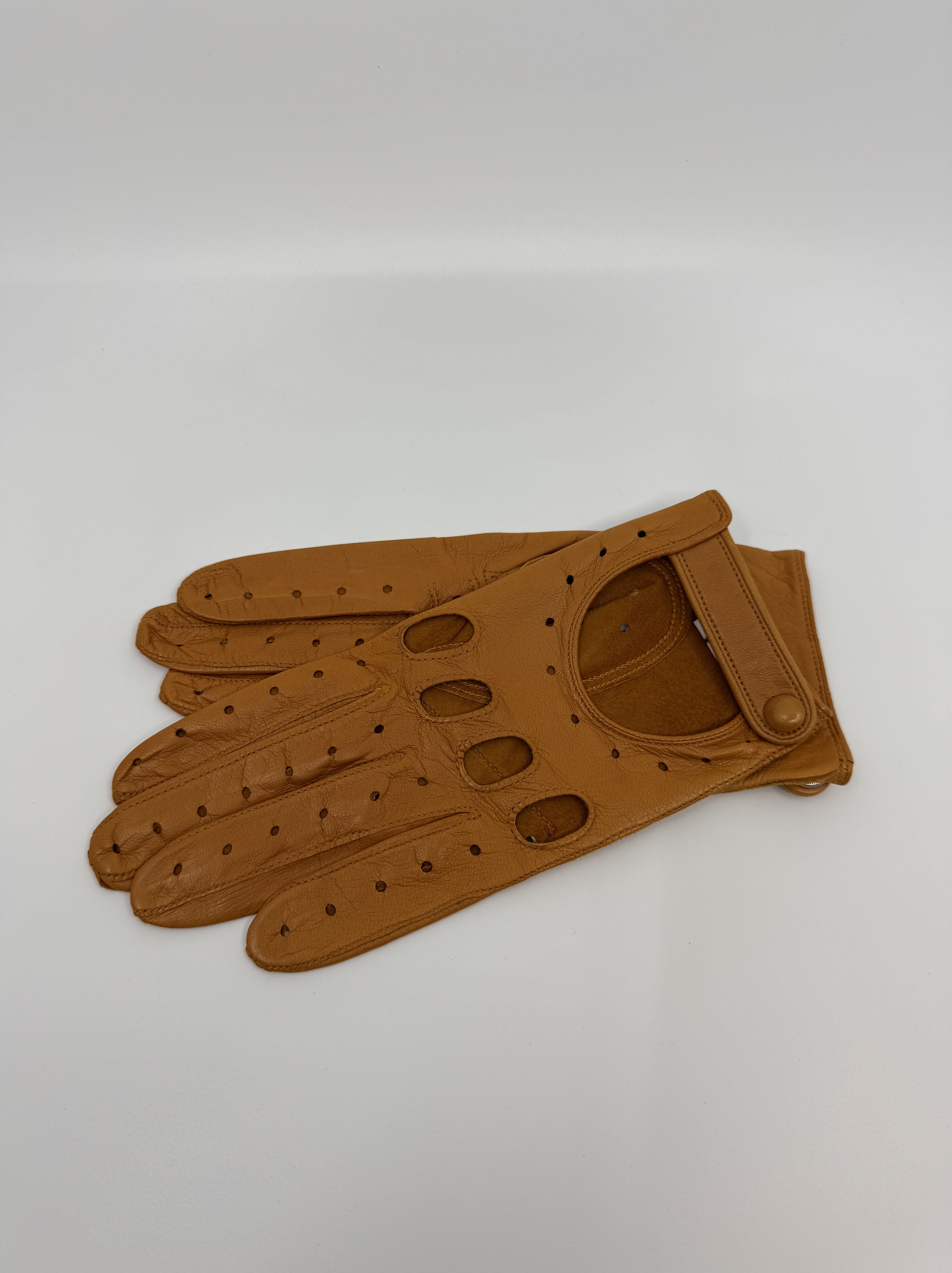 Messina Women's camel leather driving gloves