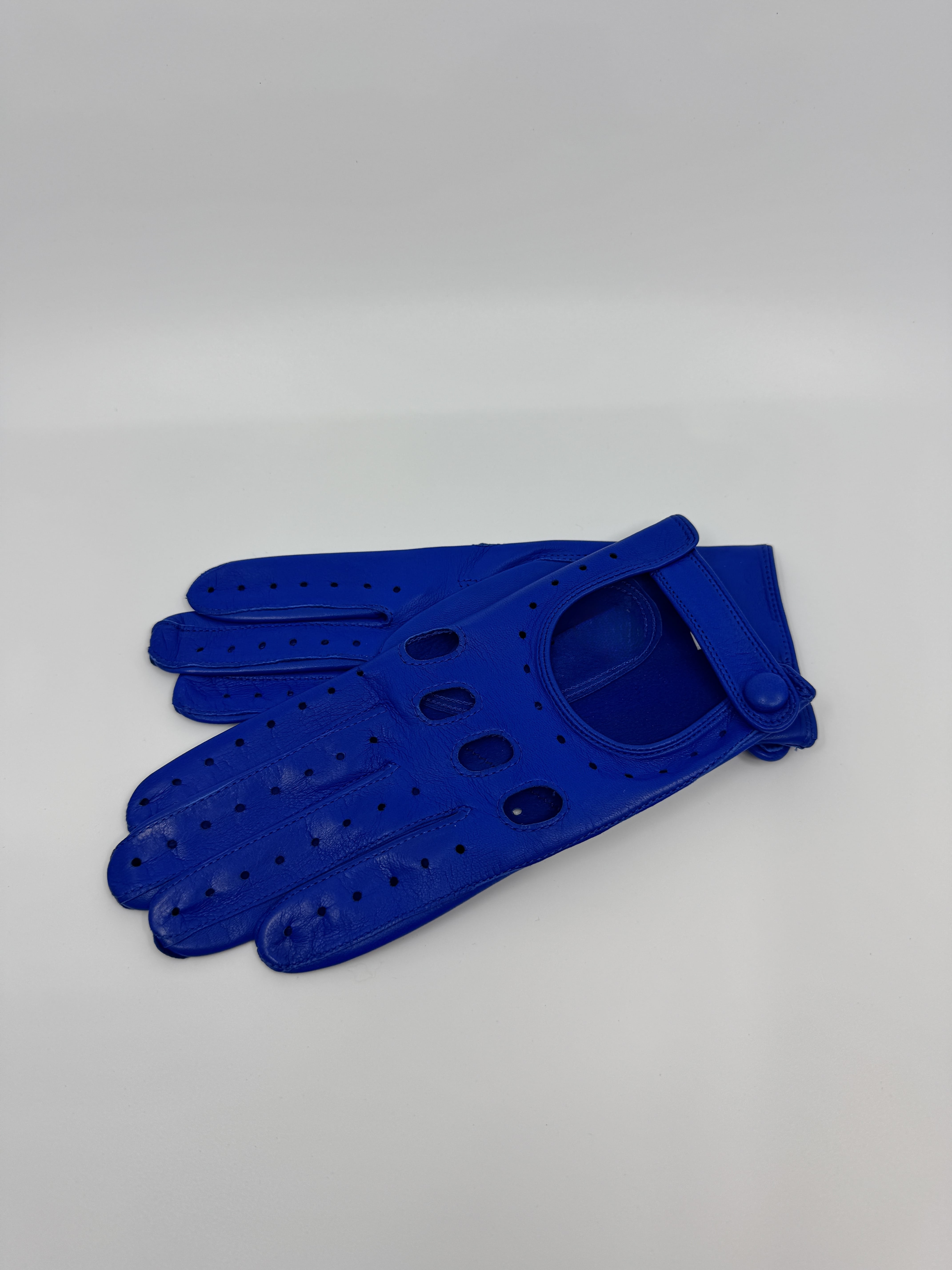 Messina Women's royal blue leather driving gloves